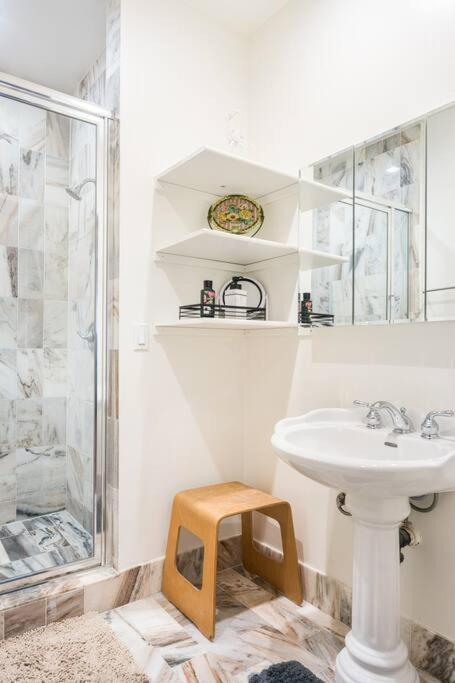 Casa vacanze Entire Second Flr - Santa Monica Luxury *