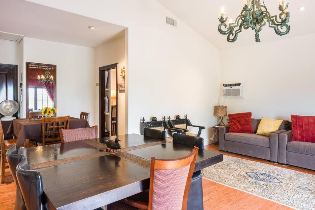 Casa vacanze Entire Second Flr - Santa Monica Luxury *