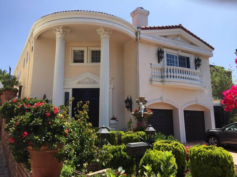 Entire Second Flr - Santa Monica Luxury Casa vacanze